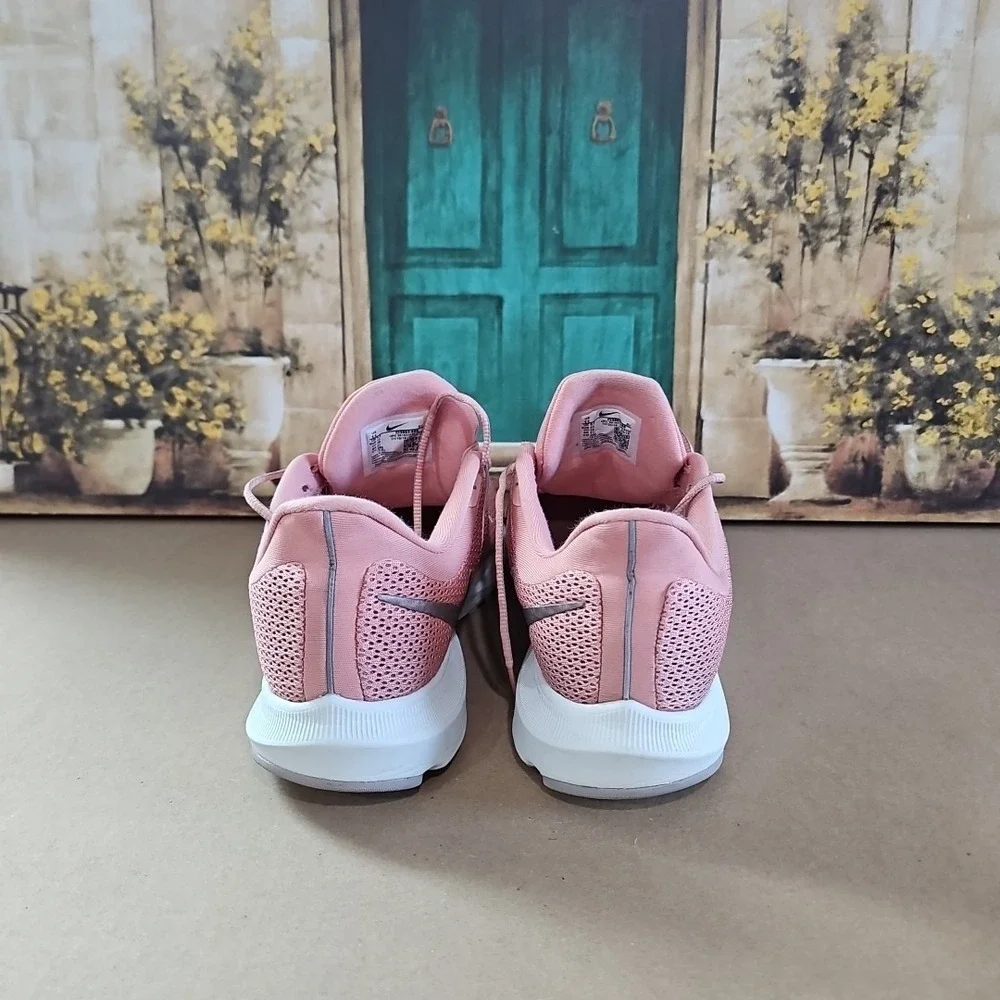 Nike‎ Quest 2 Women's Pink Silver Running Shoes Size 11 C13803-600
